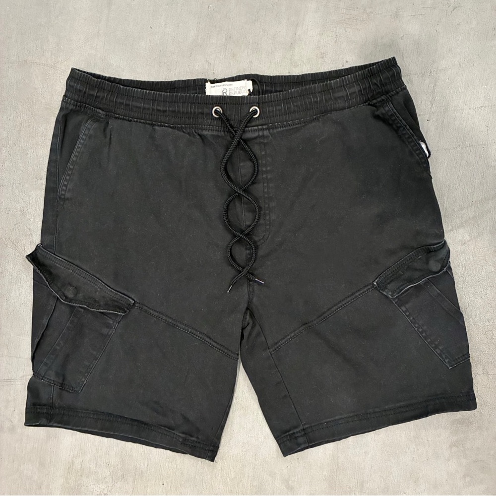 Men's Black Cargo Shorts